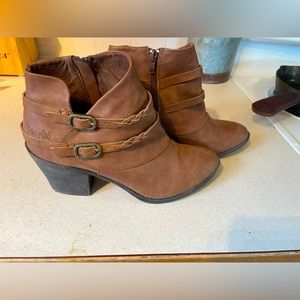 Blowfish Ankle Boot Booties Brown